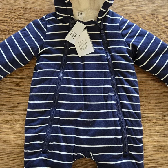 NWT GAP Two Matching *TWINS* Baby Sherpa Hoodie One-Piece Snowsuit Navy Blue 6M - Picture 6 of 8